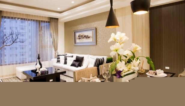 132㎡/三室兩廳一衛(wèi)/現(xiàn)代